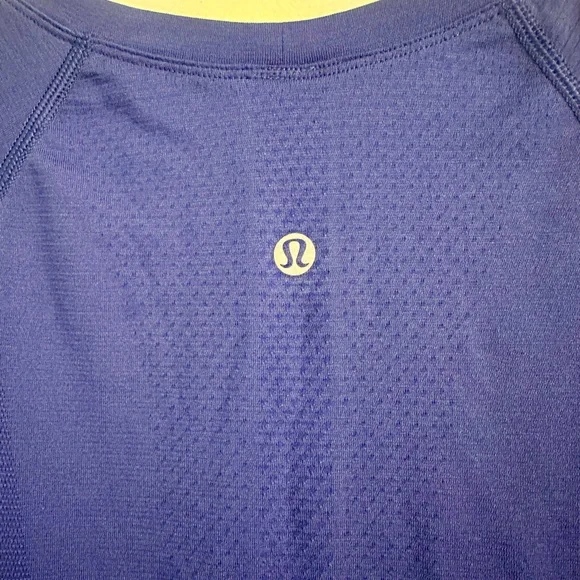 Lululemon Athletica Blue Fitted Short Sleeve swiftly tech Tee - Picture 7 of 7